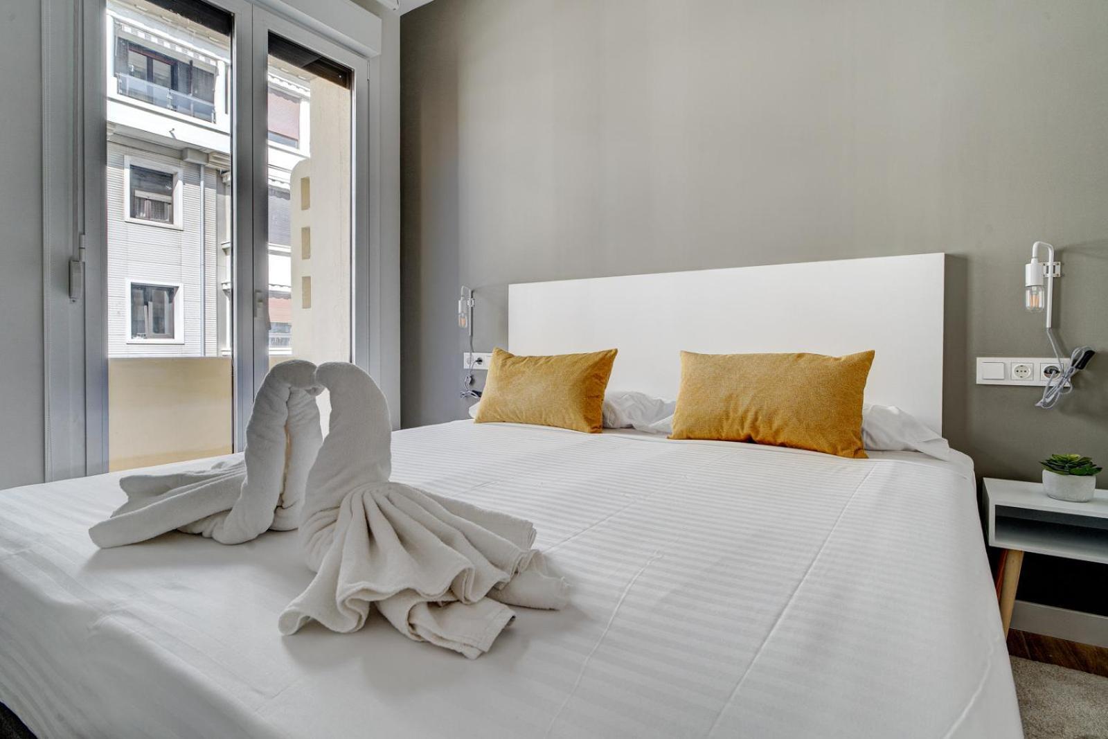 Apartamentos Gran Via By Sanse Holidays San Sebastián Eksteriør billede