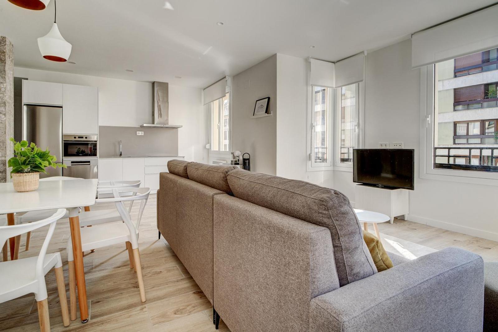Apartamentos Gran Via By Sanse Holidays San Sebastián Eksteriør billede