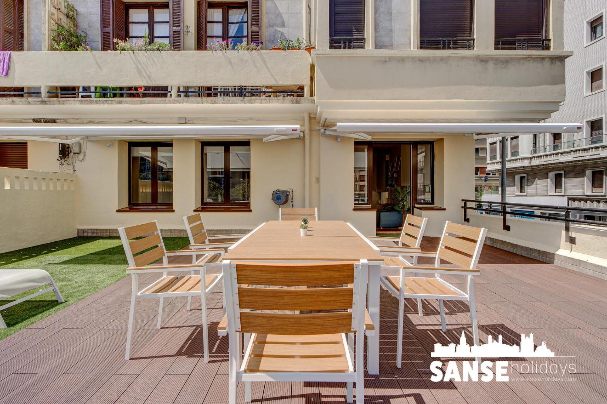 Apartamentos Gran Via By Sanse Holidays San Sebastián Eksteriør billede