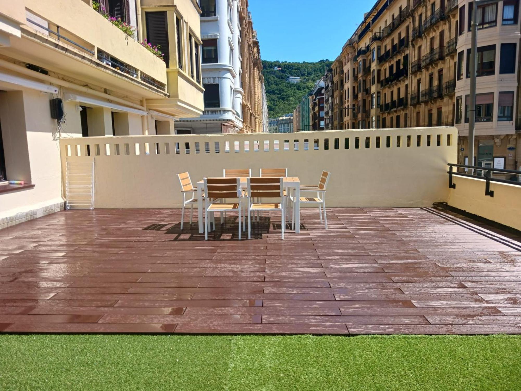 Apartamentos Gran Via By Sanse Holidays San Sebastián Eksteriør billede